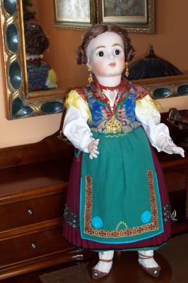 Mu&ntilde;eca burgalesa